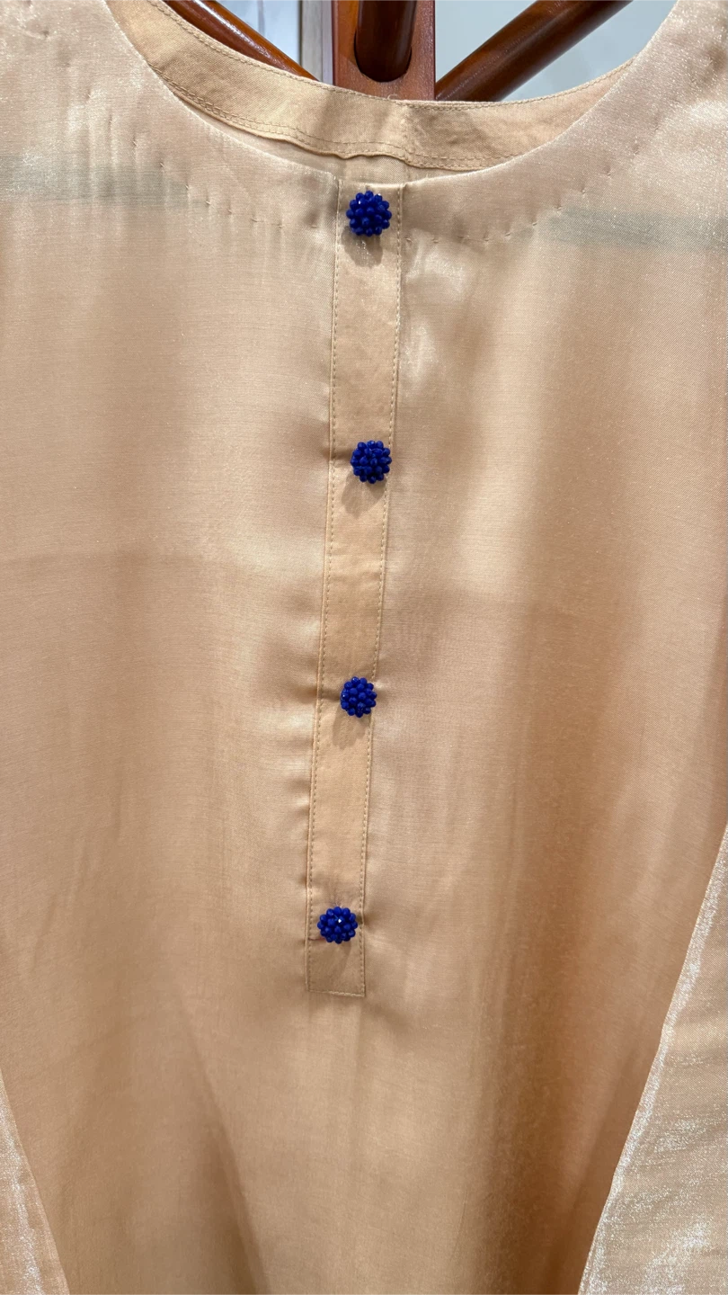 3-Piece golden Kurta Set with Blue Bandhani Dupatta - photo 4