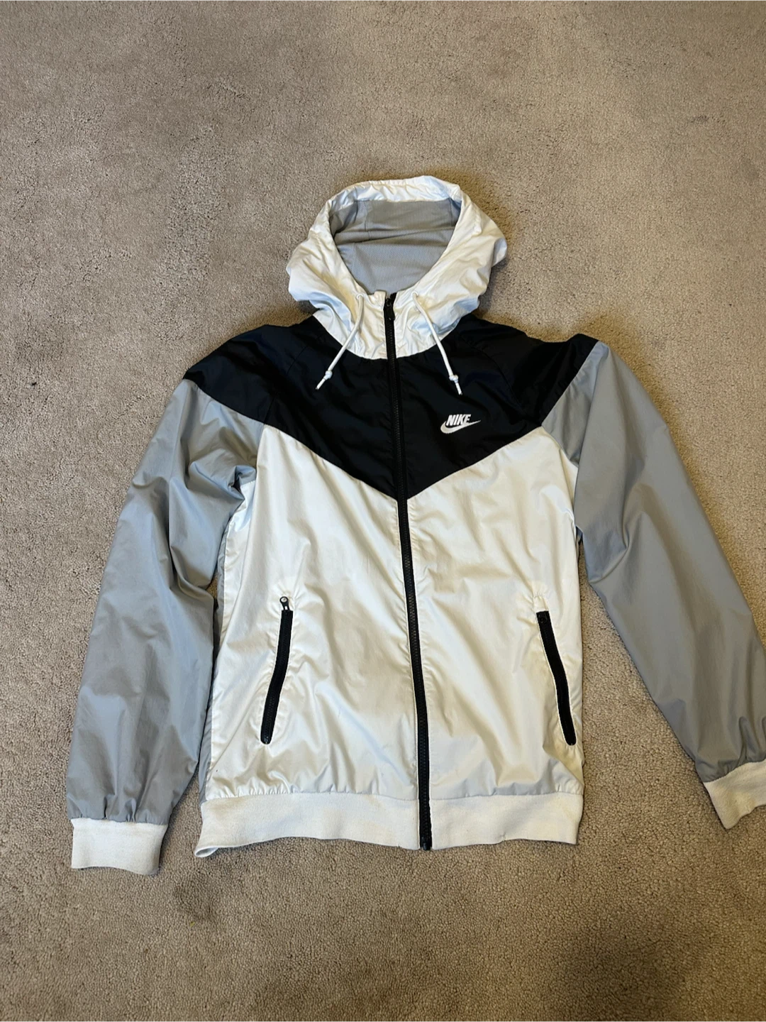 Nike Windbreaker Hoodie