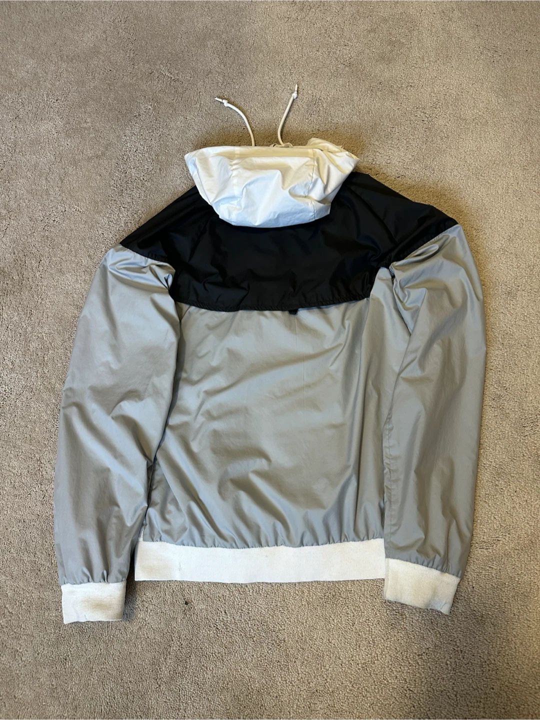 Nike Windbreaker Hoodie - photo 3