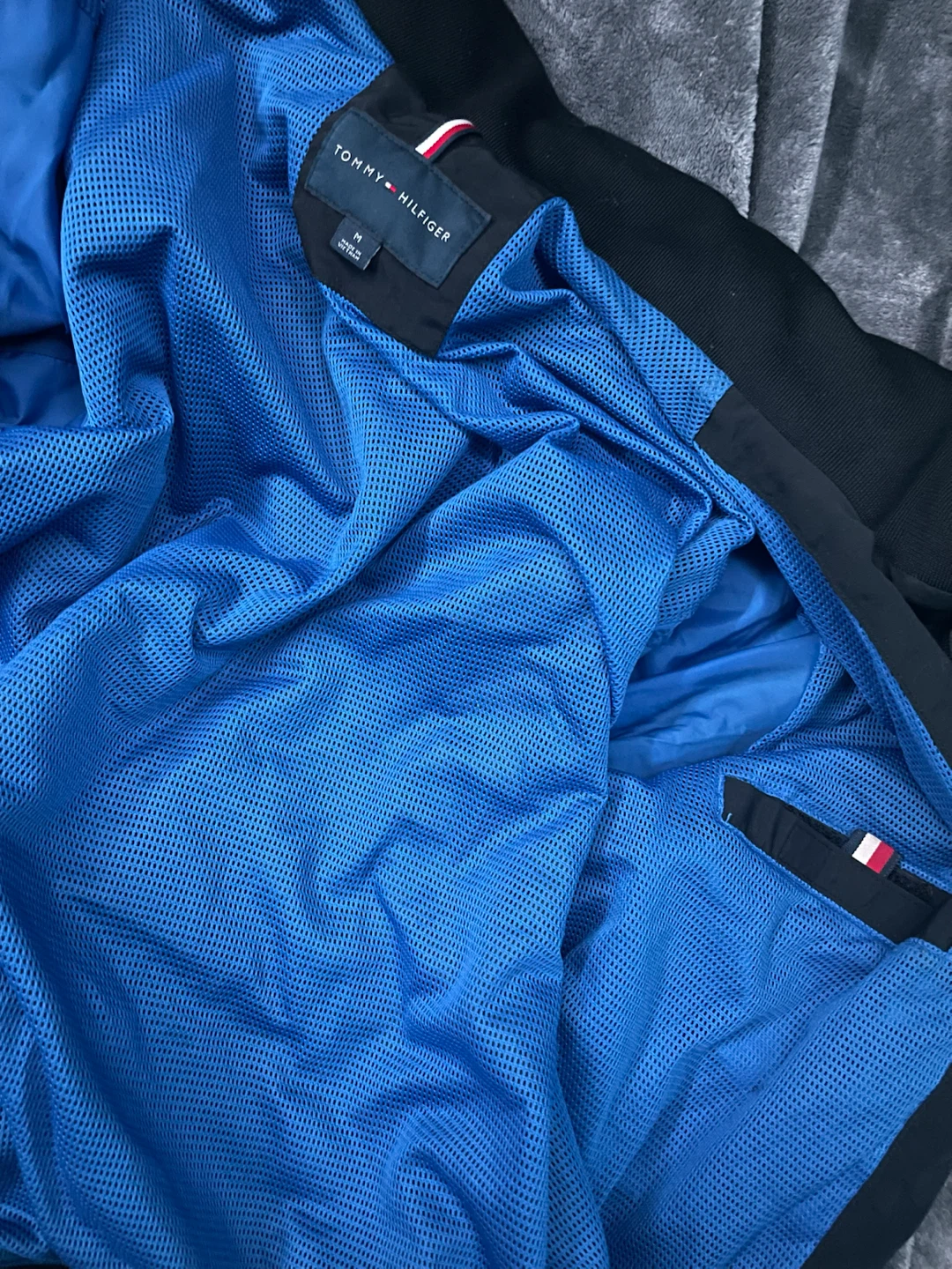 Tommy Hilfiger Black Jacket with Hood - photo 5