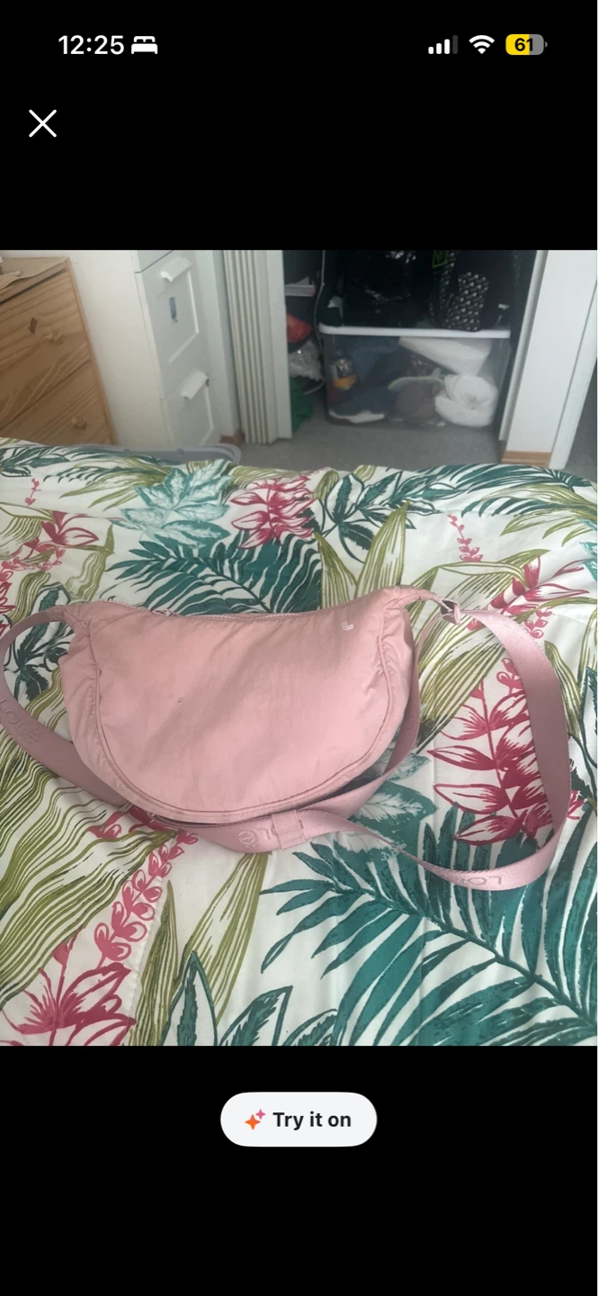 Everywhere Belt Bag - Pale Pink