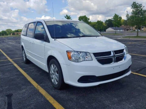 White Dodge Grand Caravan