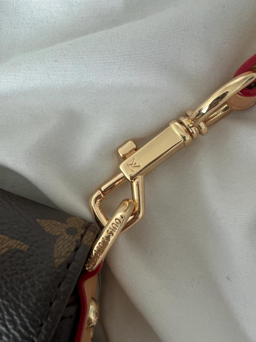 Louis Vuitton Monogram Shoulder Bag - photo 3