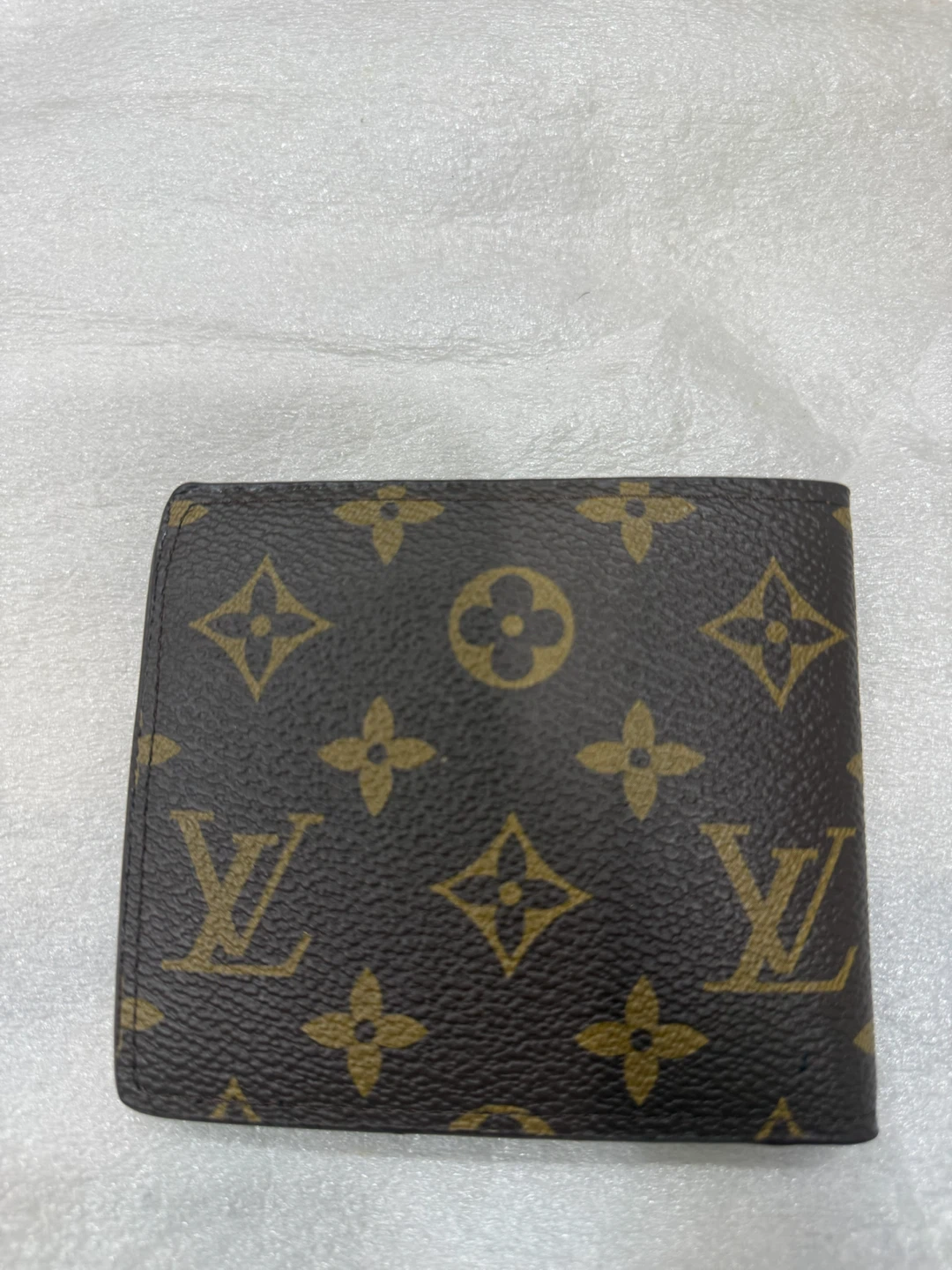 Louis Vuitton Bifold Wallet - photo 2