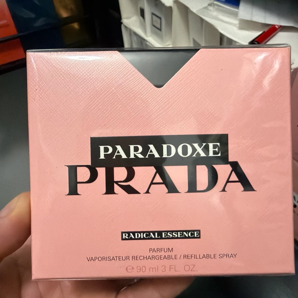 Prada Paradoxe Radical Essence Eau de Parfum 90ml