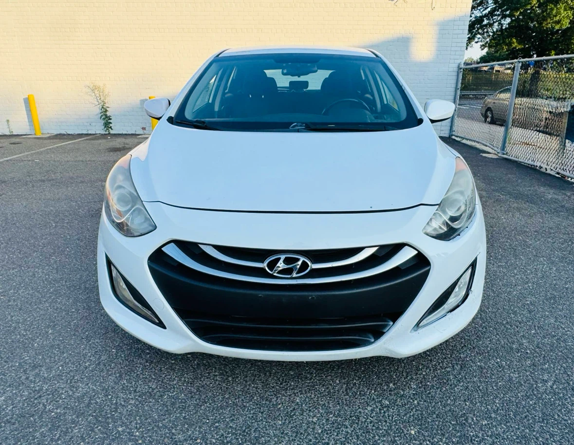 2014 Hyundai Elantra GT Hatchback - photo 4