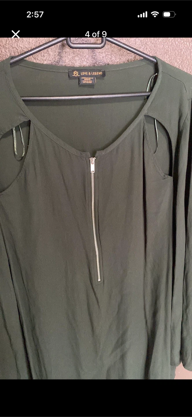 Love & Legend Flowy Blouse With Open Slits On Upper Chest - photo 4
