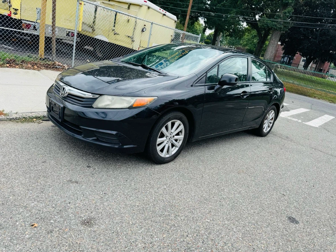 2013 Honda civic EX - photo 2