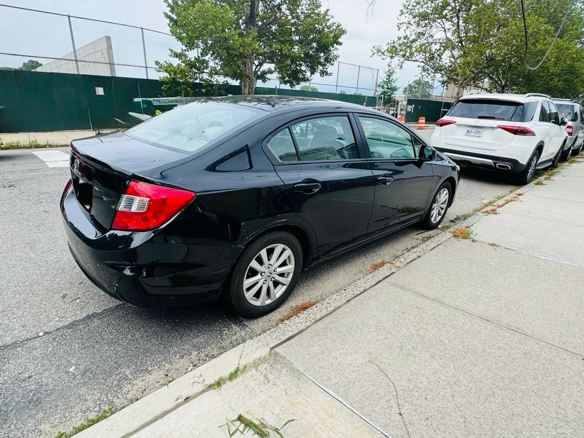2013 Honda civic EX - photo 3