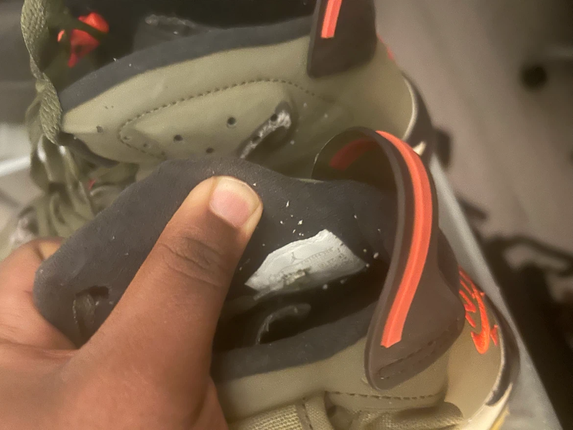 Nike Air Jordan 6 Travis Scott Olive - photo 4