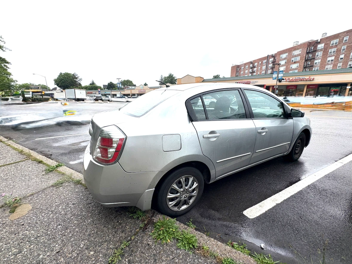 2012 Nissan Sentra 2.0 - photo 4