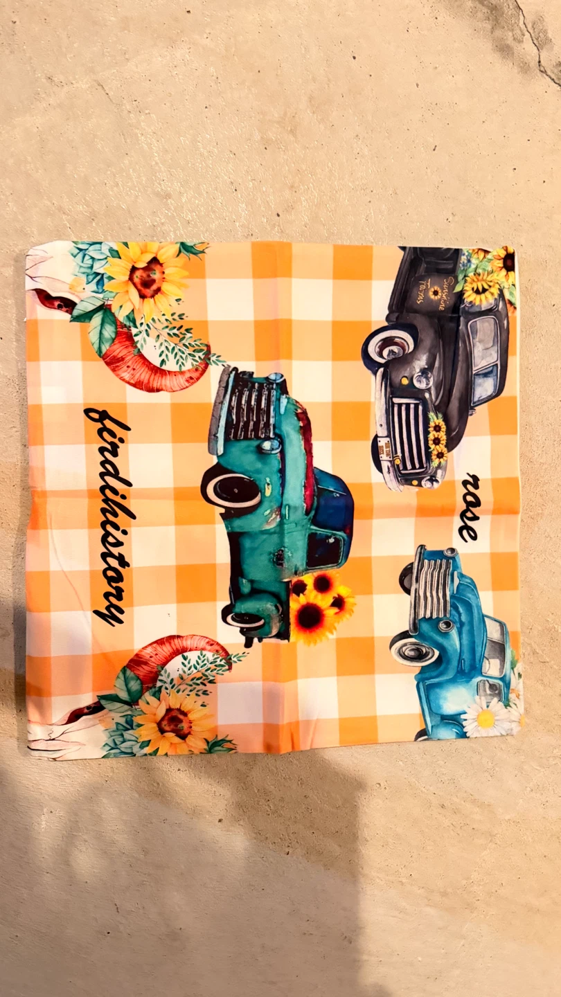 Fabric pillow covers  with Trucks and Sunflowers set of 4 - photo 2