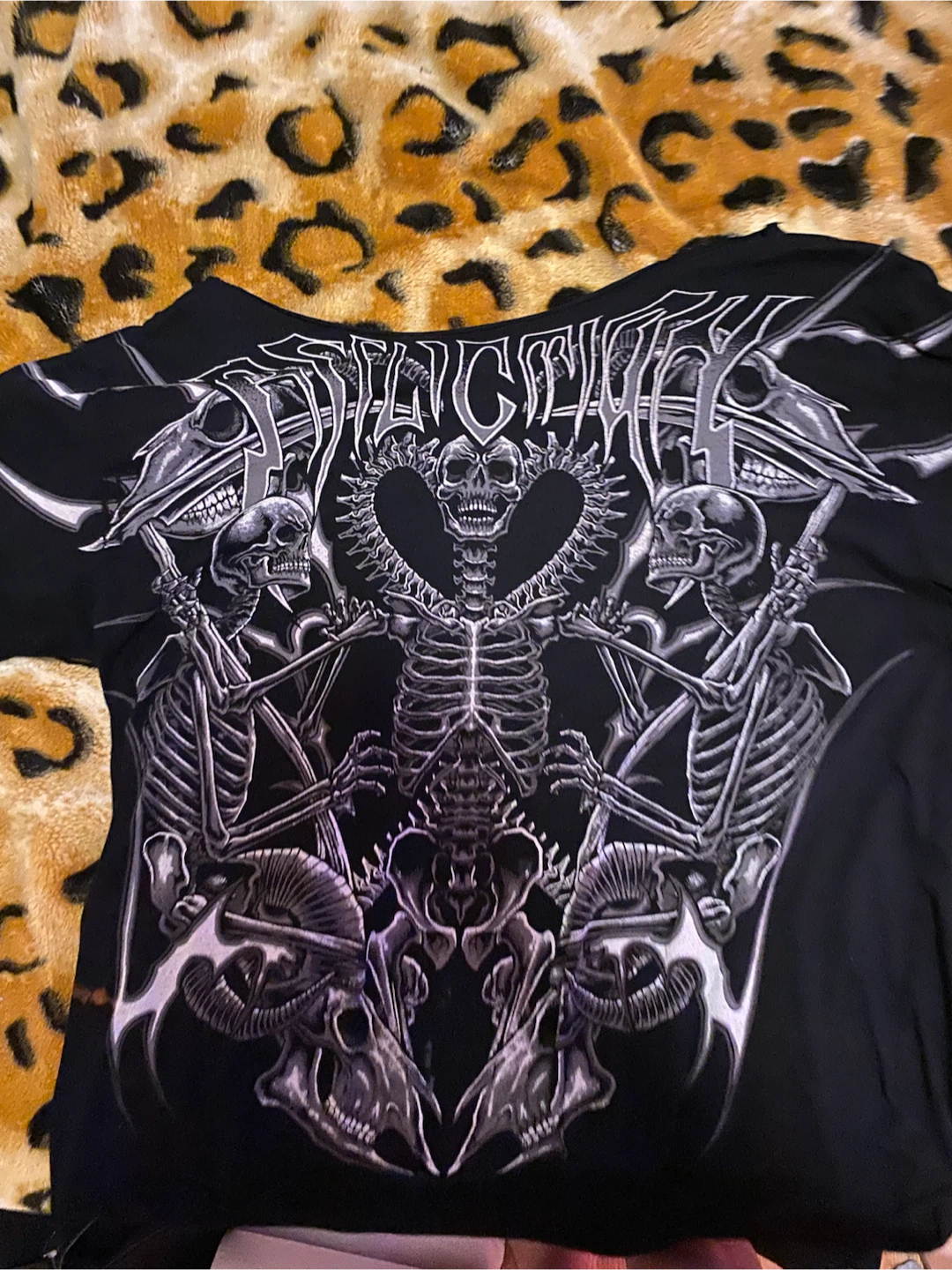 affliction of shoulder T-shirt PICK UP ASAP