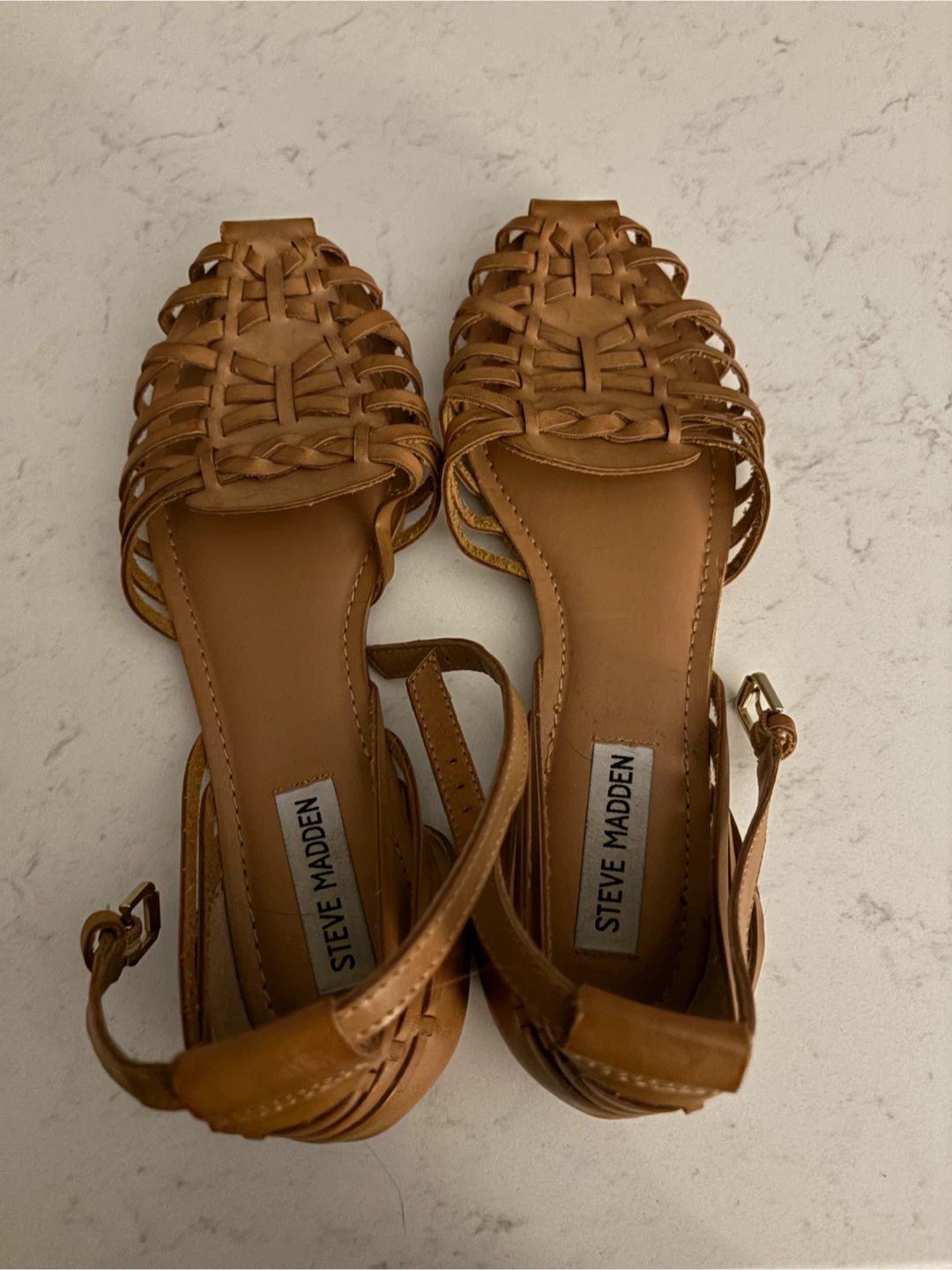 Steve Madden "Mory" Strappy Flat Sandals