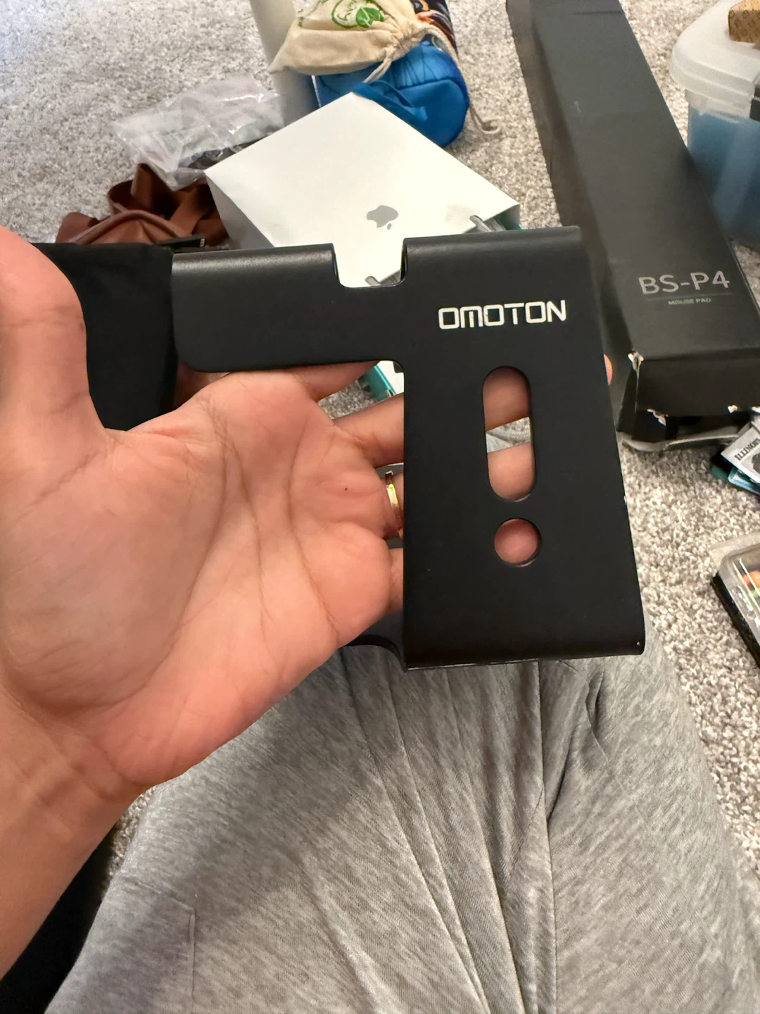 Phone & Watch Charging Stand - photo 2