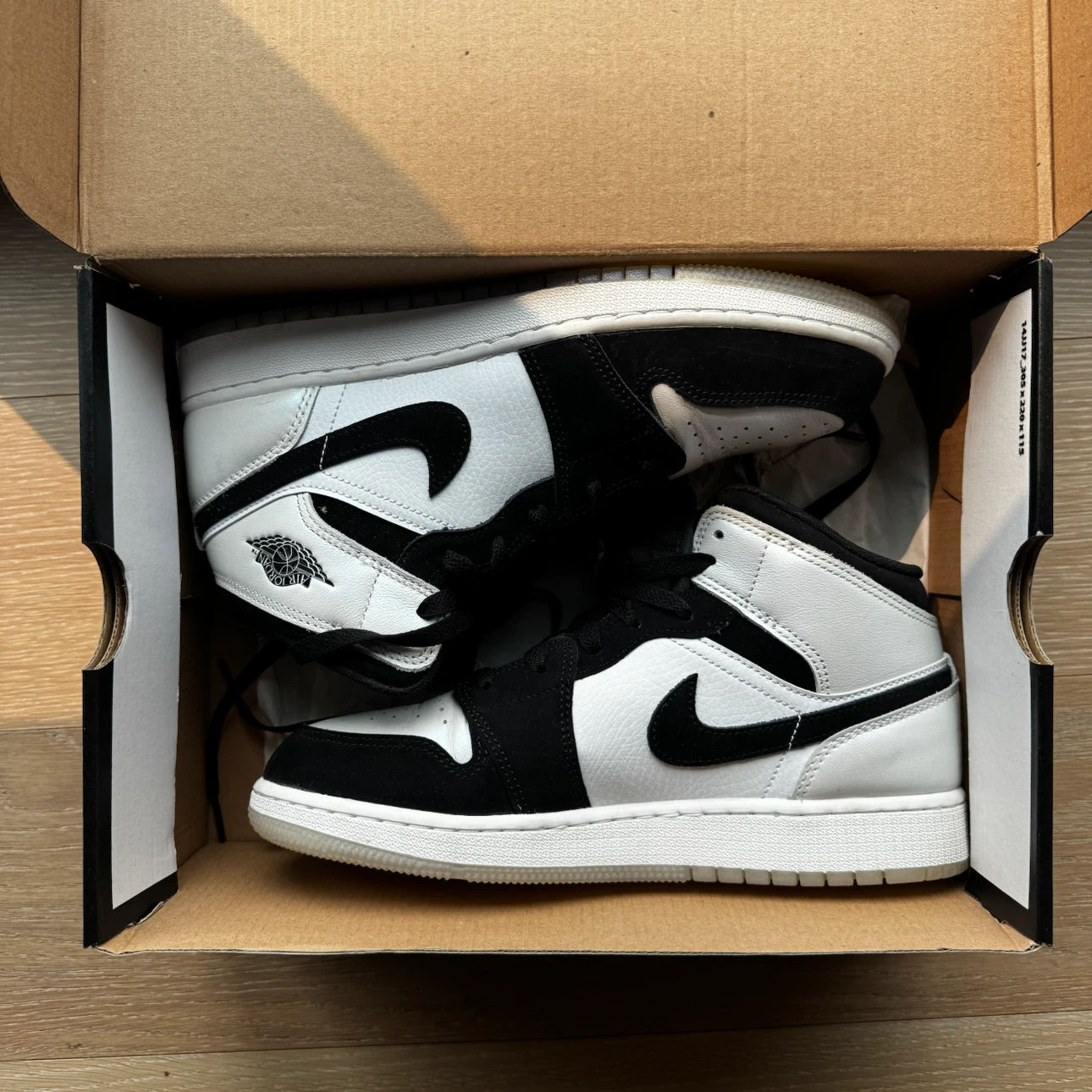 Air Jordan 1 Mid SE GS 'Diamond' - Excellent condition