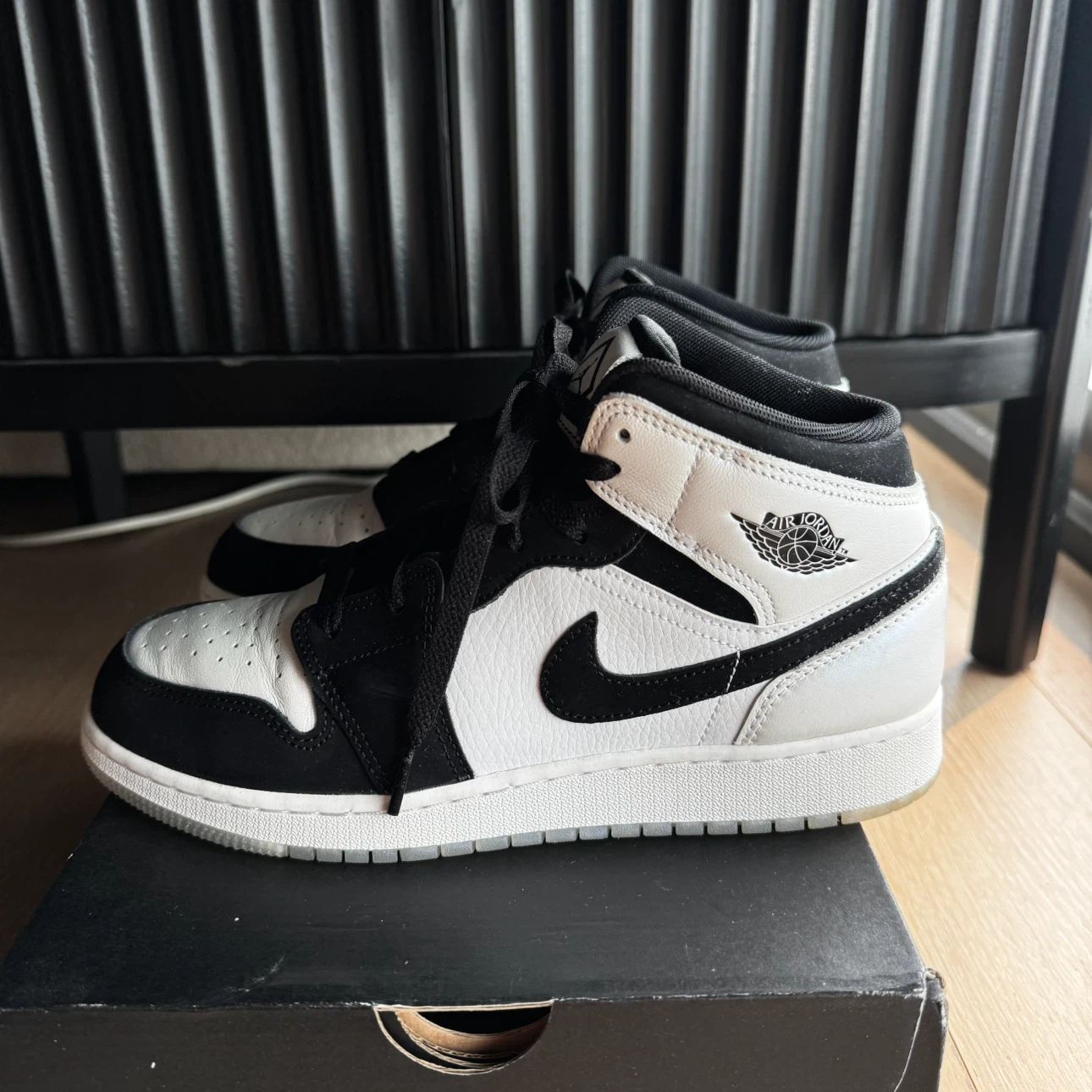 Air Jordan 1 Mid SE GS 'Diamond' - Excellent condition - photo 3
