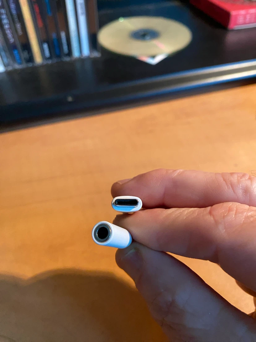 USB-C to 3.5mm Headphone Audio Adapter - photo 2