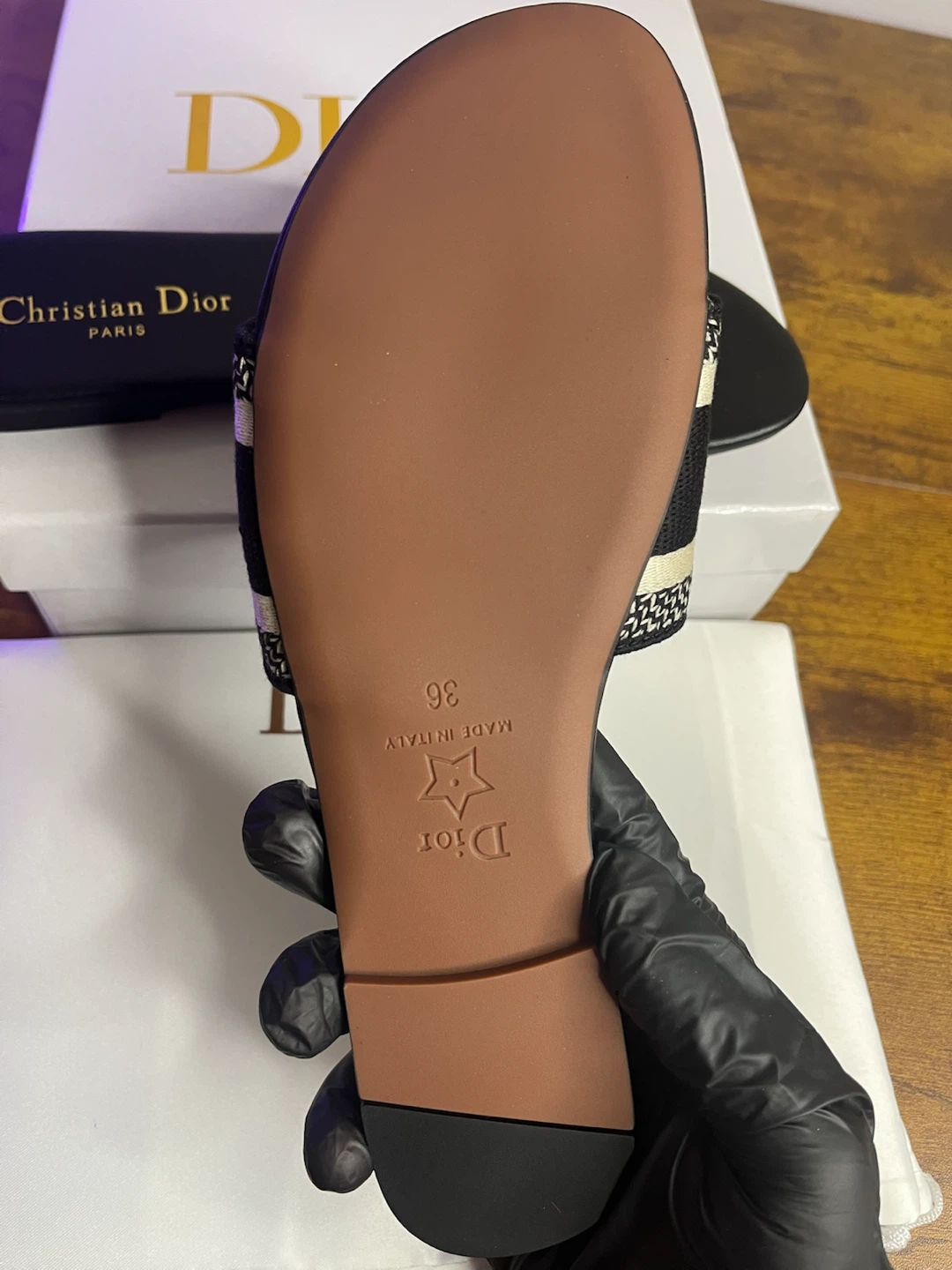 Christian Dior Dway Slides - Size 36/US6 - photo 3