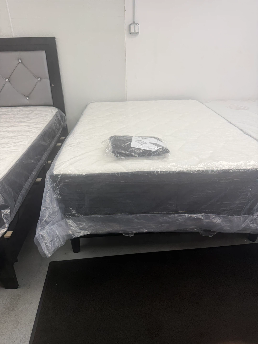 Mattress - full pillow top de Quality Enrollado