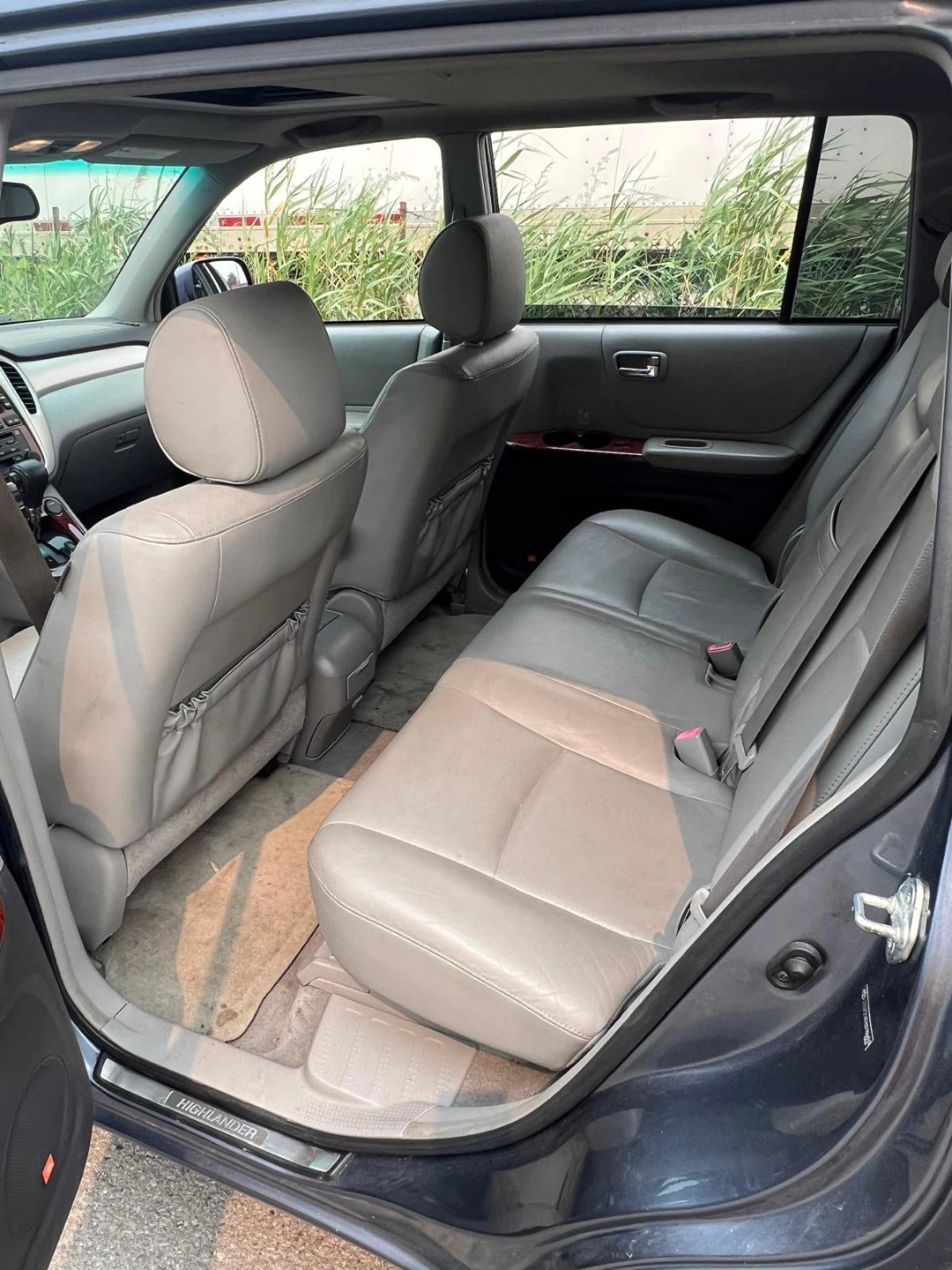 Toyota Highlander V6 AWD Limited SUV - photo 2