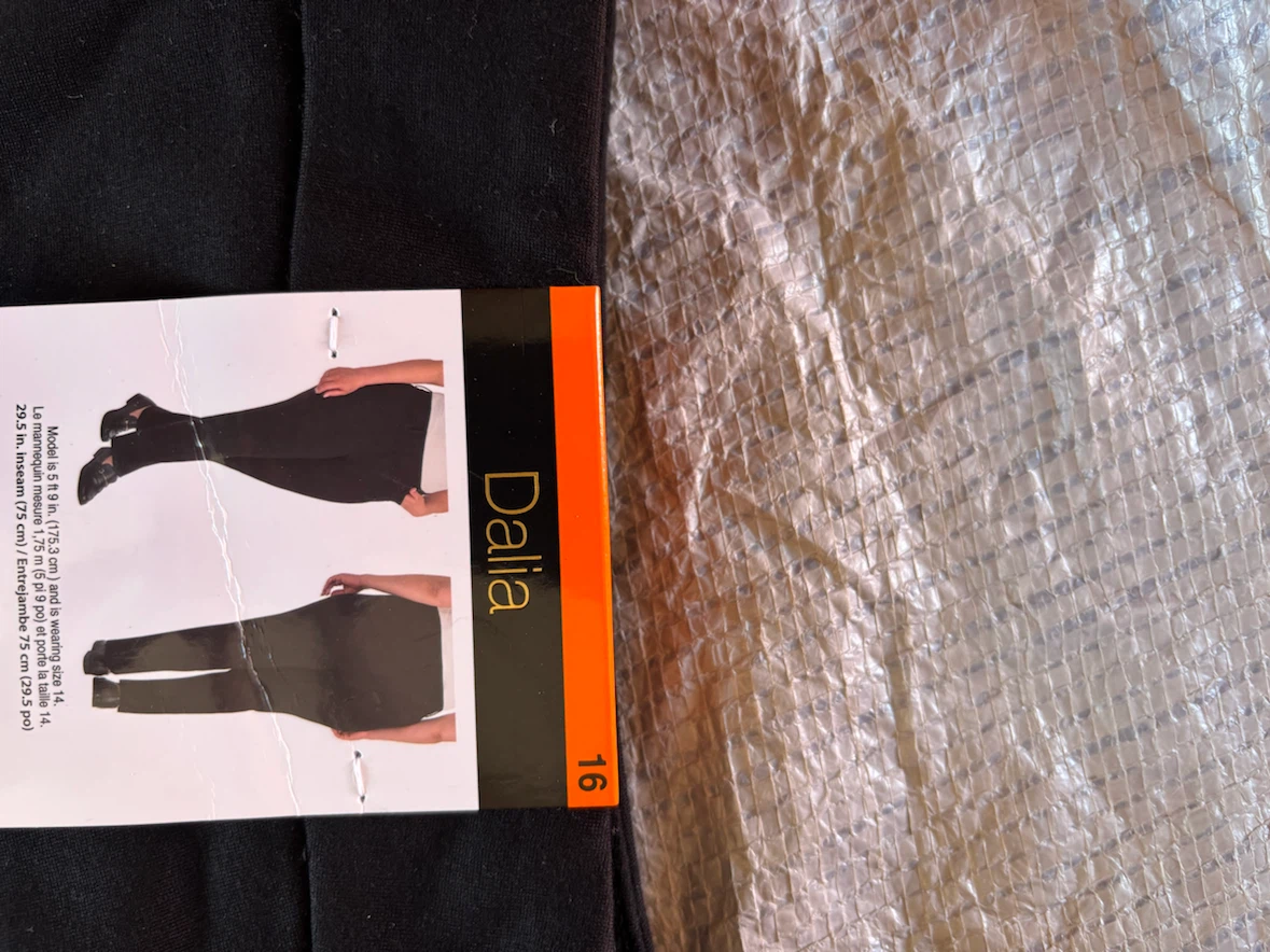 Hilary Radley and Dalia Pants - Size 16 - photo 2