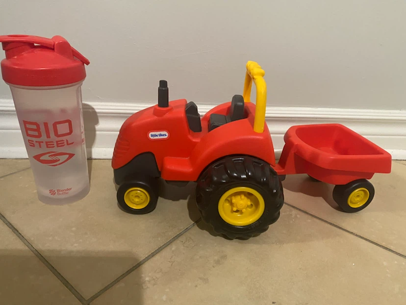Little Tikes Red Tractor with Trailer - photo 2