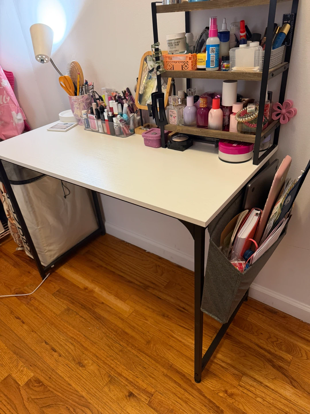 White Desk with Storage Organizer - photo 2