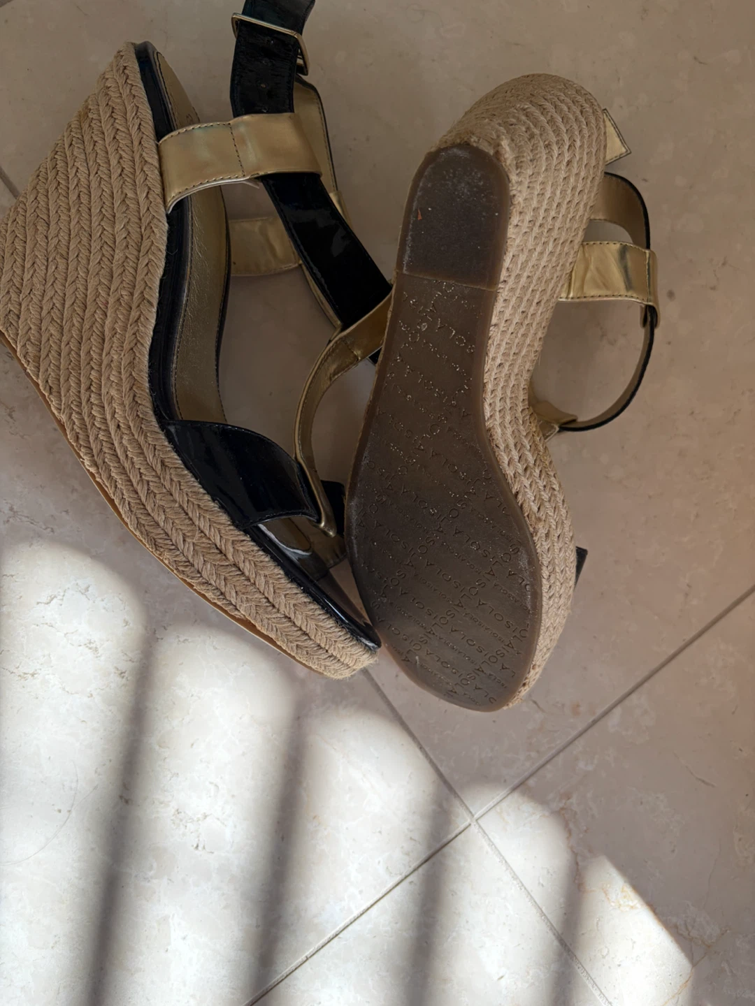 ISOLA Black Patent Espadrille Wedge Sandals - photo 4