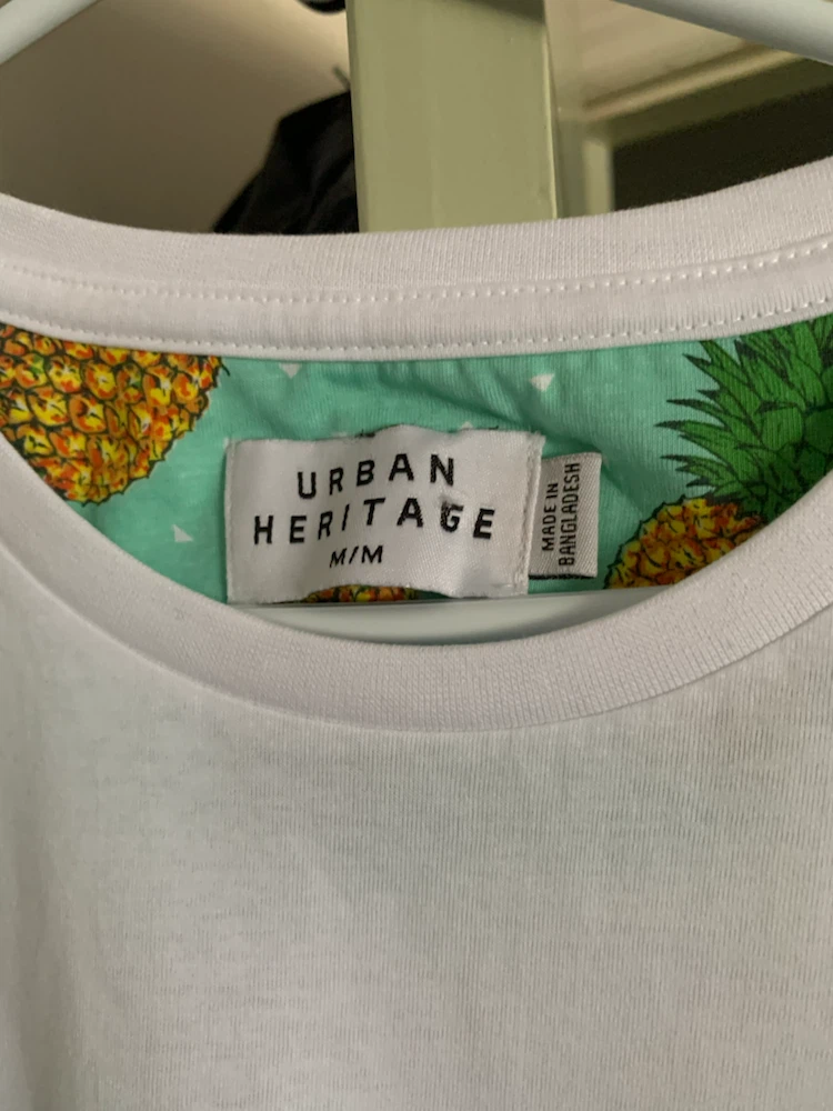 Brand new Men's White T-Shirt M - photo 2