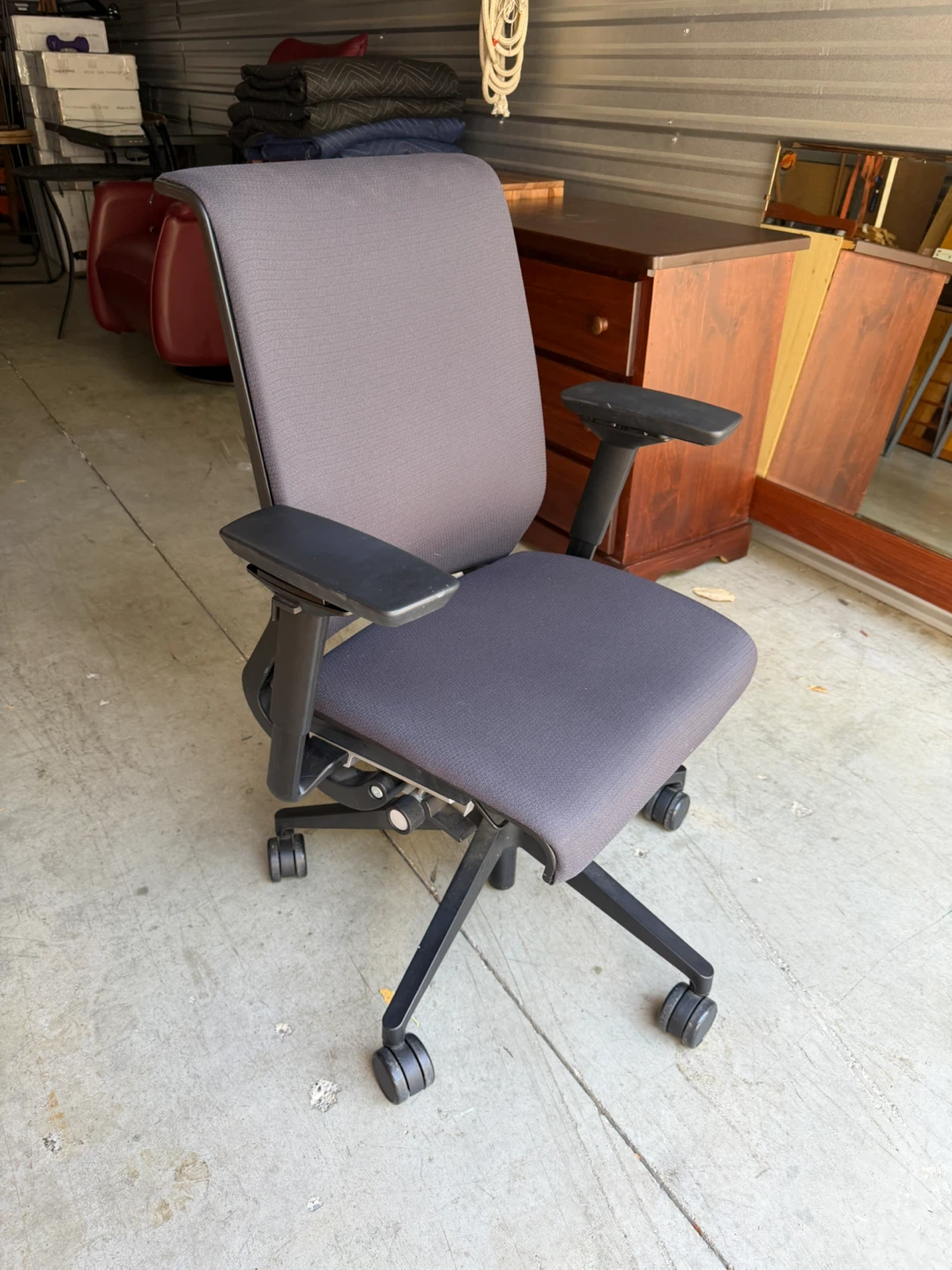 Steelcase Ergonomic Office Chair - photo 4