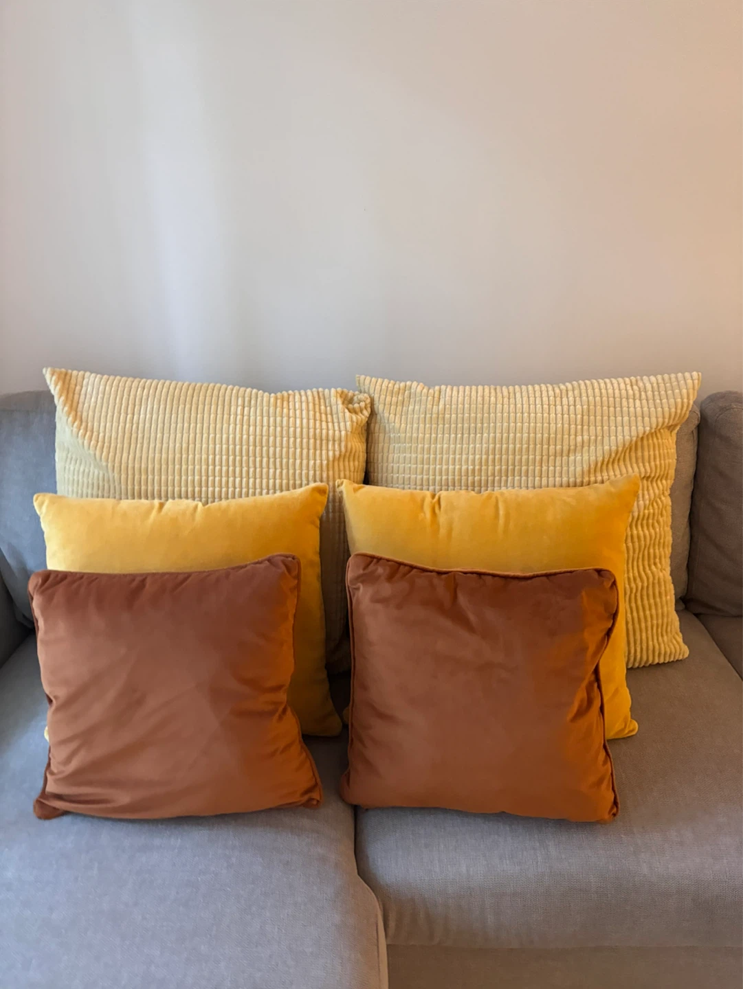 Set of 6 Throw Pillows - Yellow & Brown