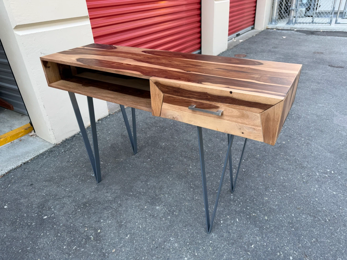 Mango wood desk - photo 2
