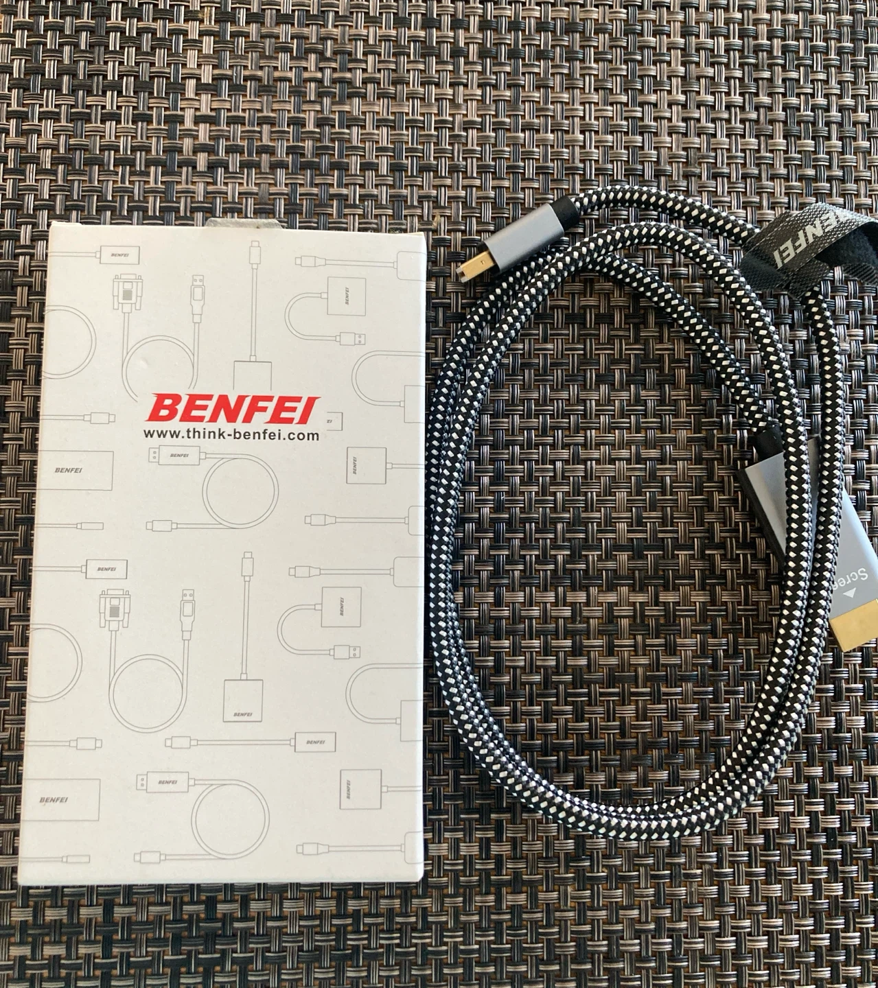 BENFEI Mini DisplayPort to HDMI Adapter Cable