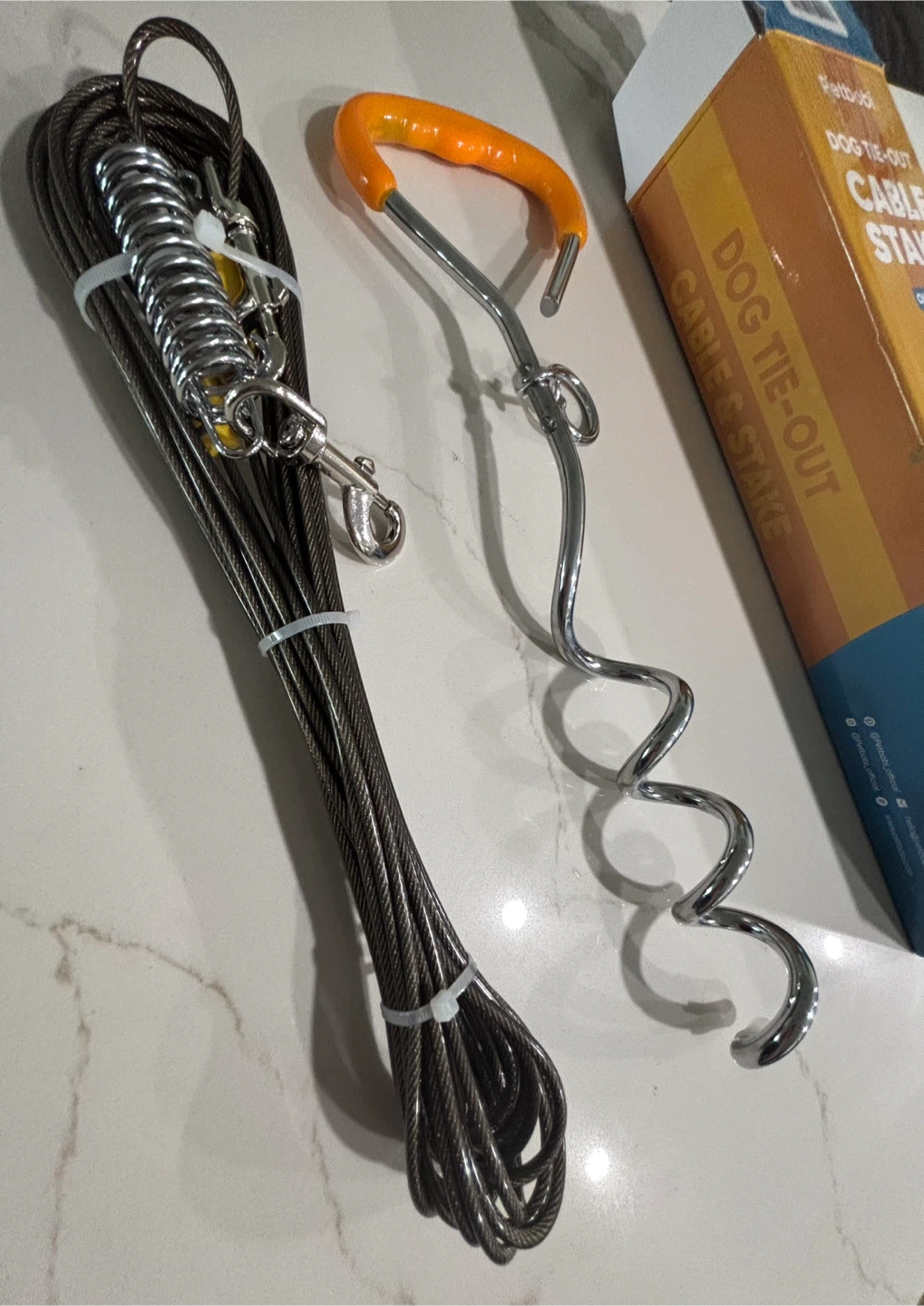 NEW Petbobi Dog Tie-Out Cable & Stake - 30ft - photo 2