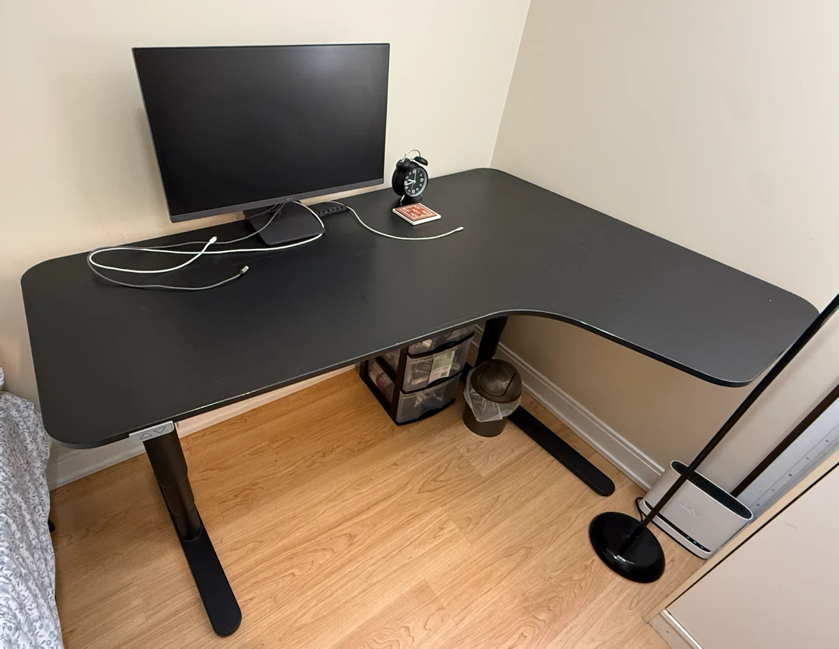 IKEA BEKANT L-Shape Corner Standing Desk