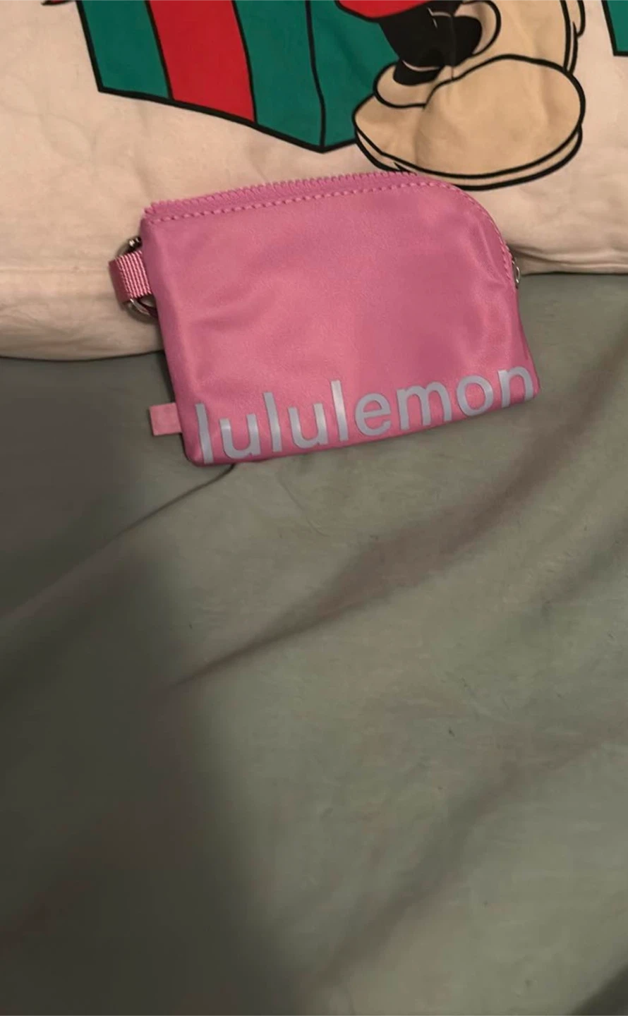 Lululemon dahlia mauve wallet
