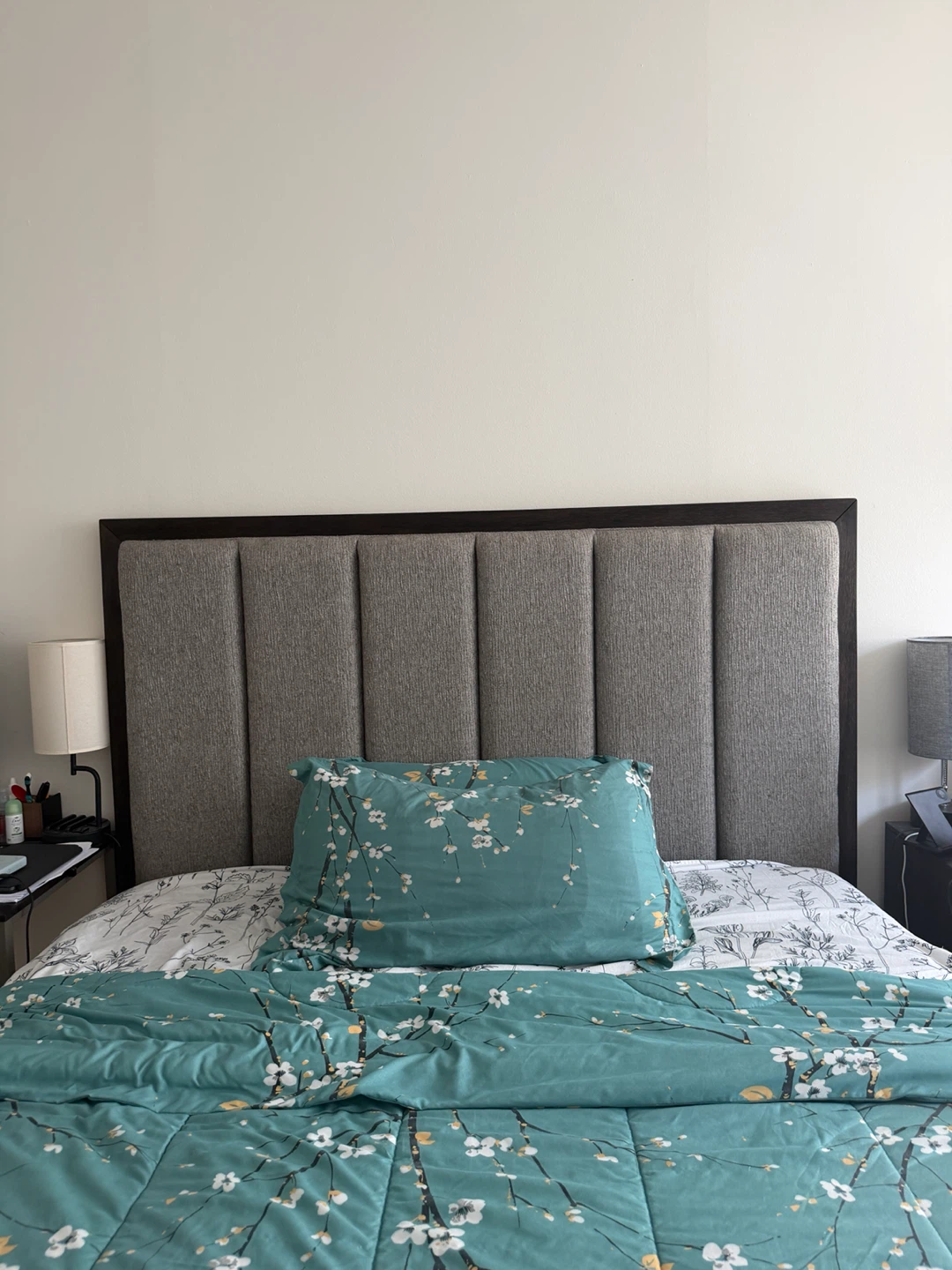 Ashley Queen size bed with Sealy posturepedic mattress - photo 3