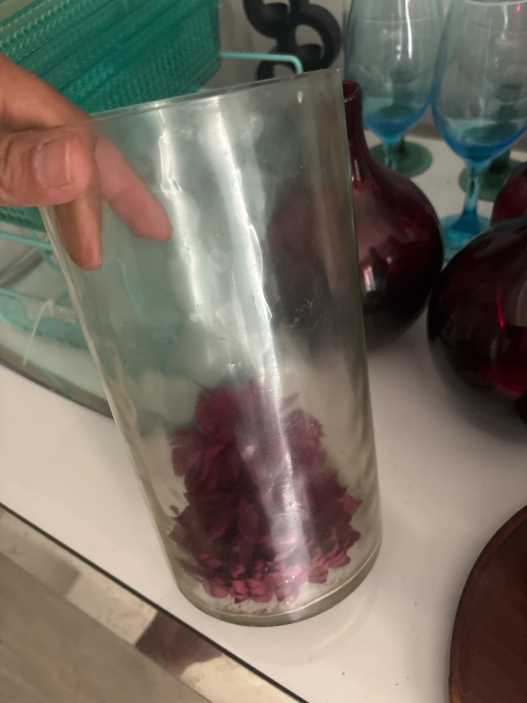Glass Vase with Pink Flowers - photo 3