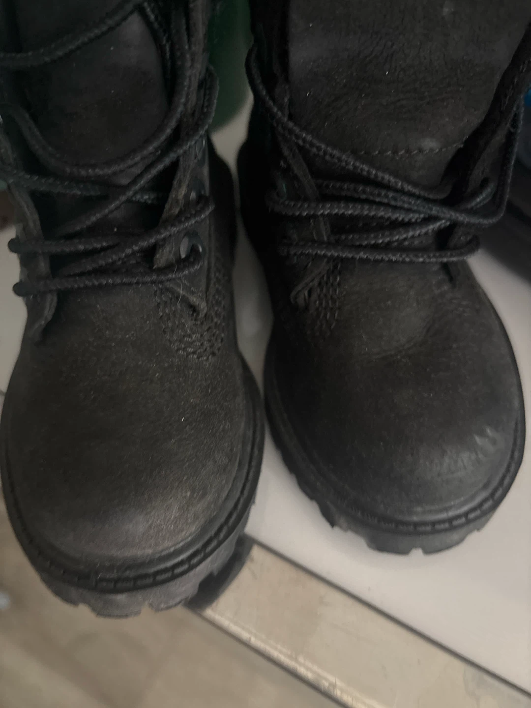 Black Timberland Boots 6c used - photo 2
