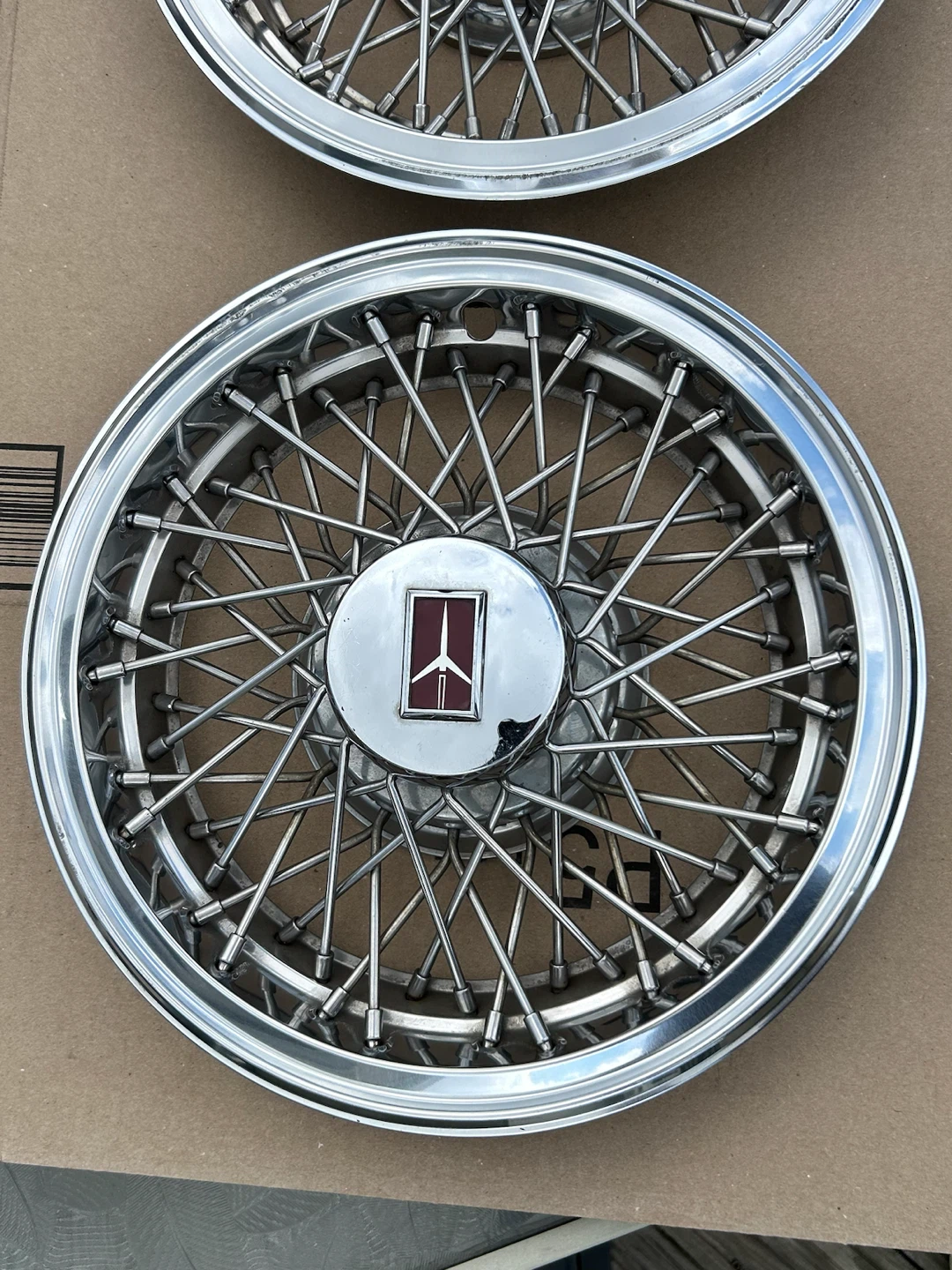 (4) 1978 - 1987 Oldsmobile Cutlass factory 14” wire wheel set - photo 3