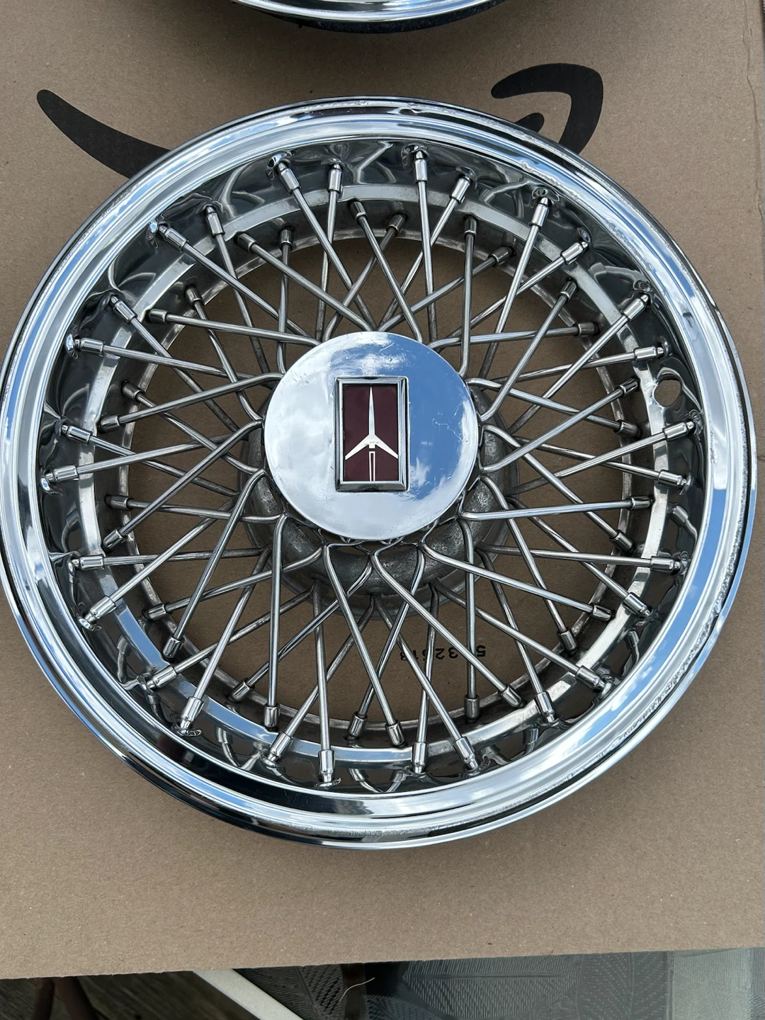(4) 1978 - 1987 Oldsmobile Cutlass factory 14” wire wheel set - photo 5