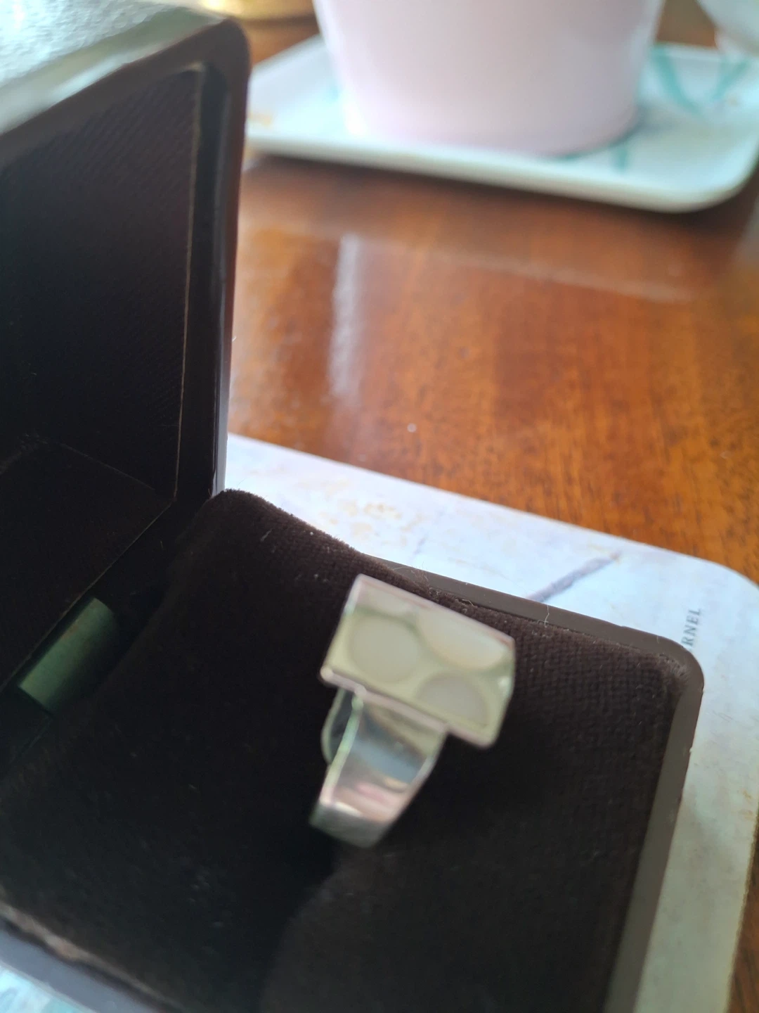 Silver ring with circle design (stamped 925) - photo 2