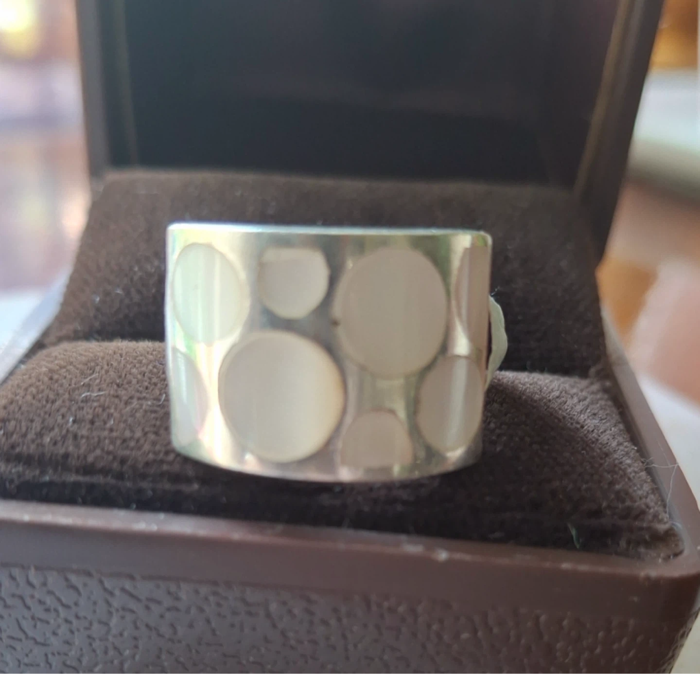 Silver ring with circle design (stamped 925)