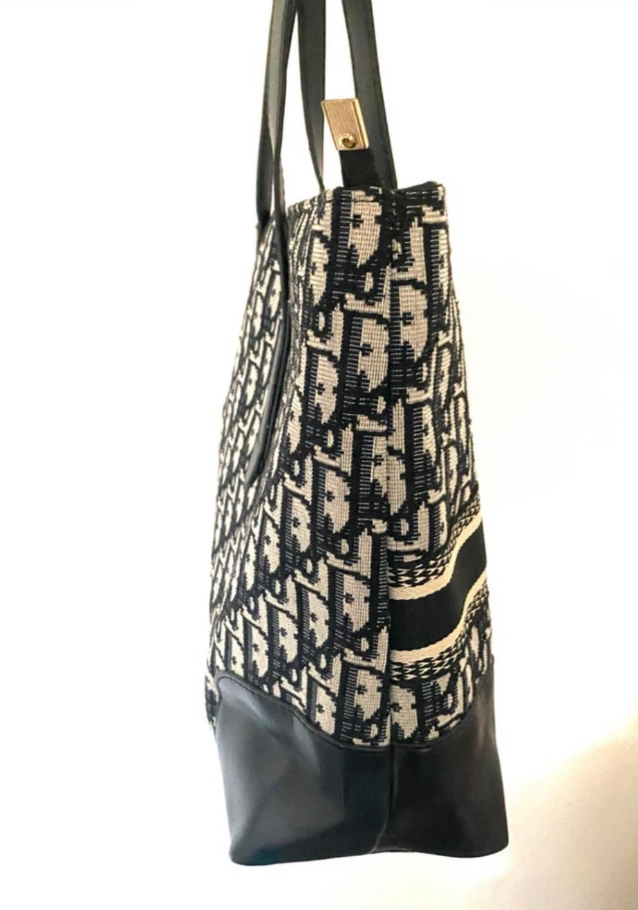 Design Style Tote Bag