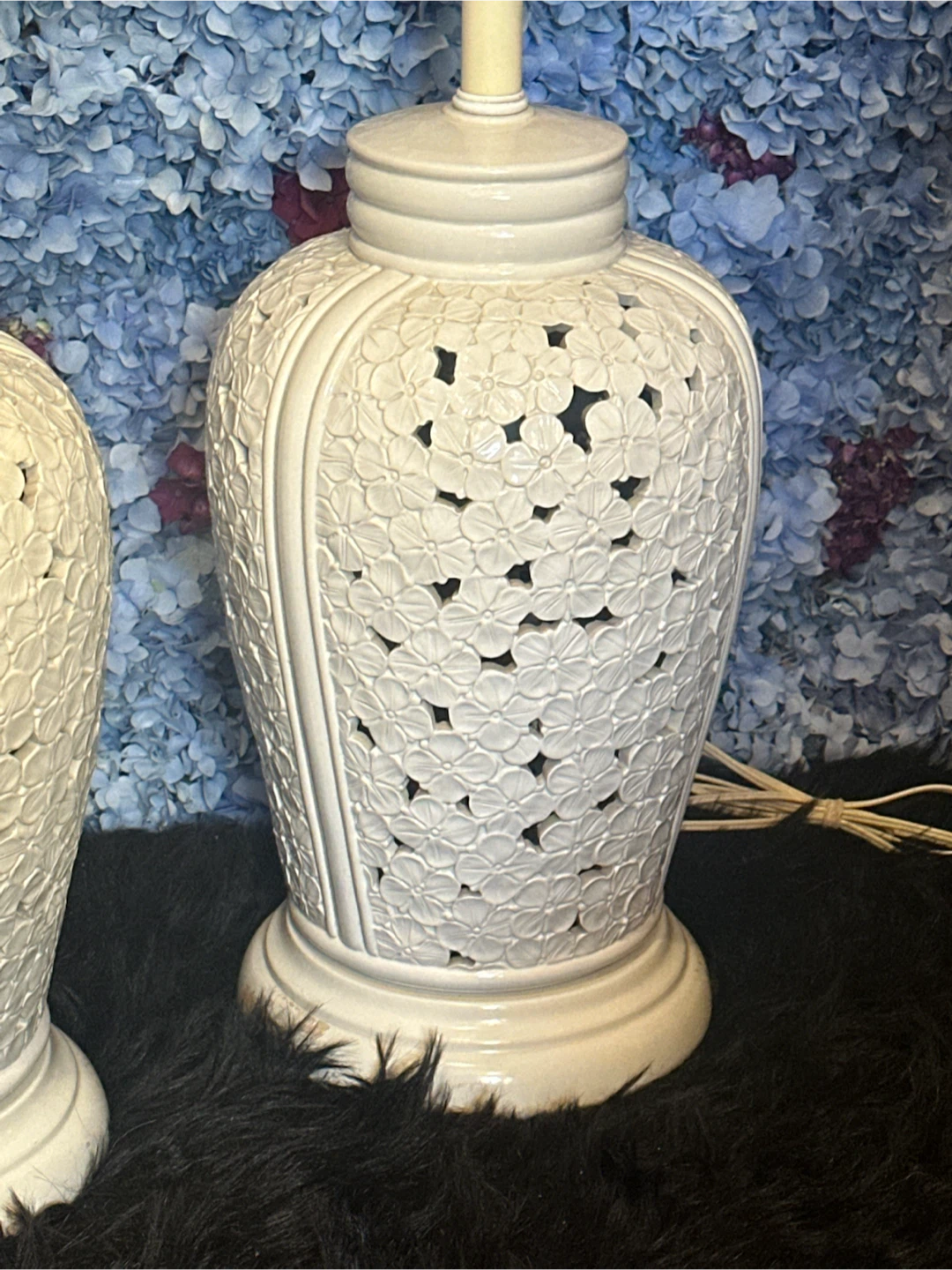 2 MCM Frederick Cooper Reticulated Table Lamps  Dogwood Flower - photo 3
