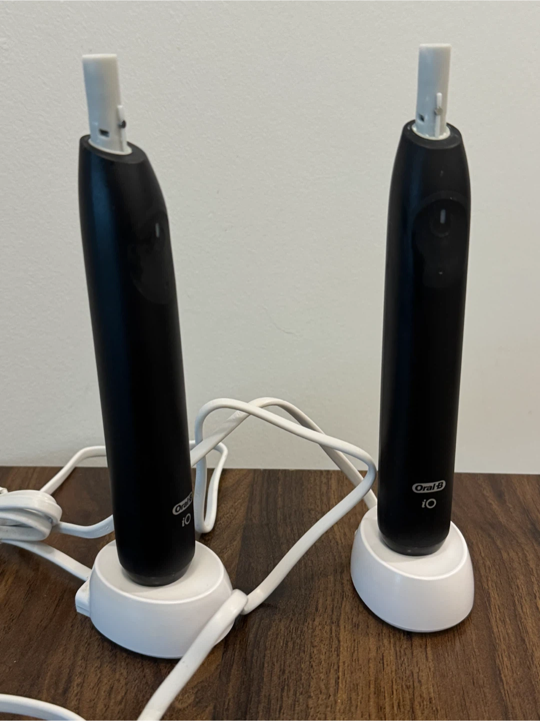 Oral-B iO Electric Toothbrushes (2 Pack) - photo 2