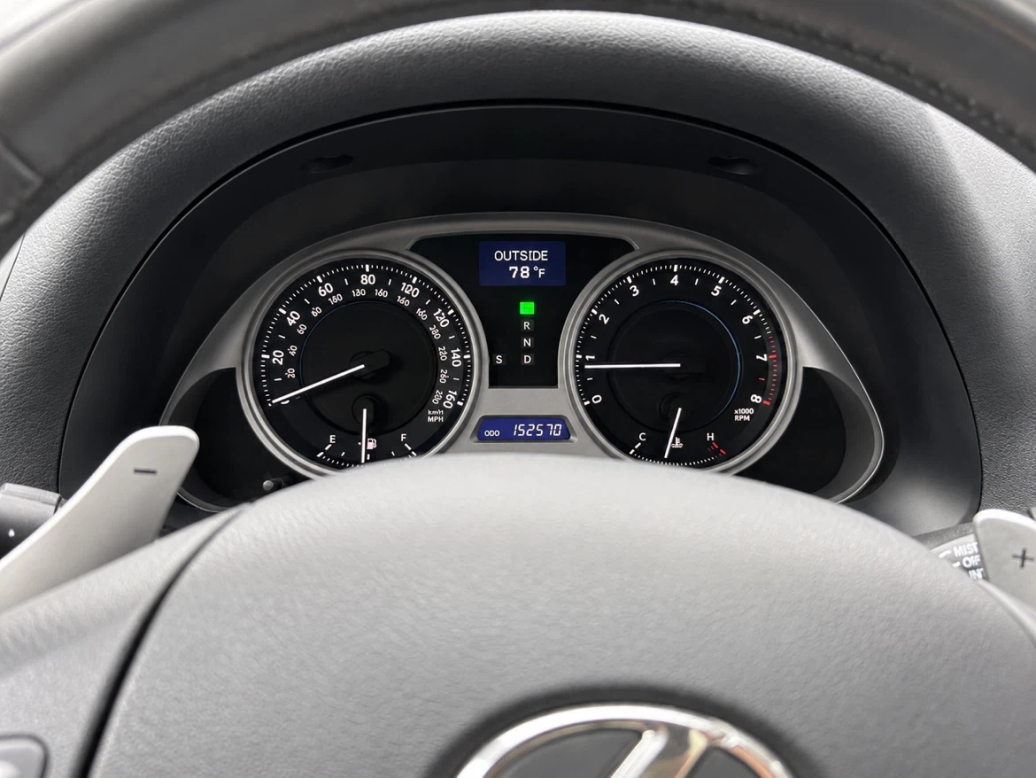 Lexus IS 250 Sedan Toyota Camry Corolla - photo 5