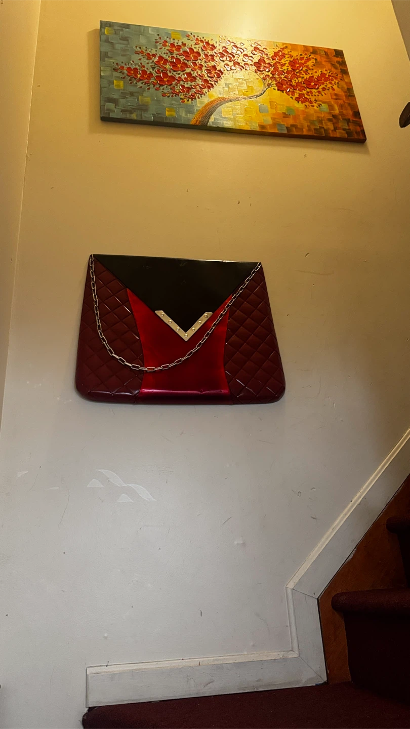Quilted Red & Black Clutch Wall Decor - photo 2