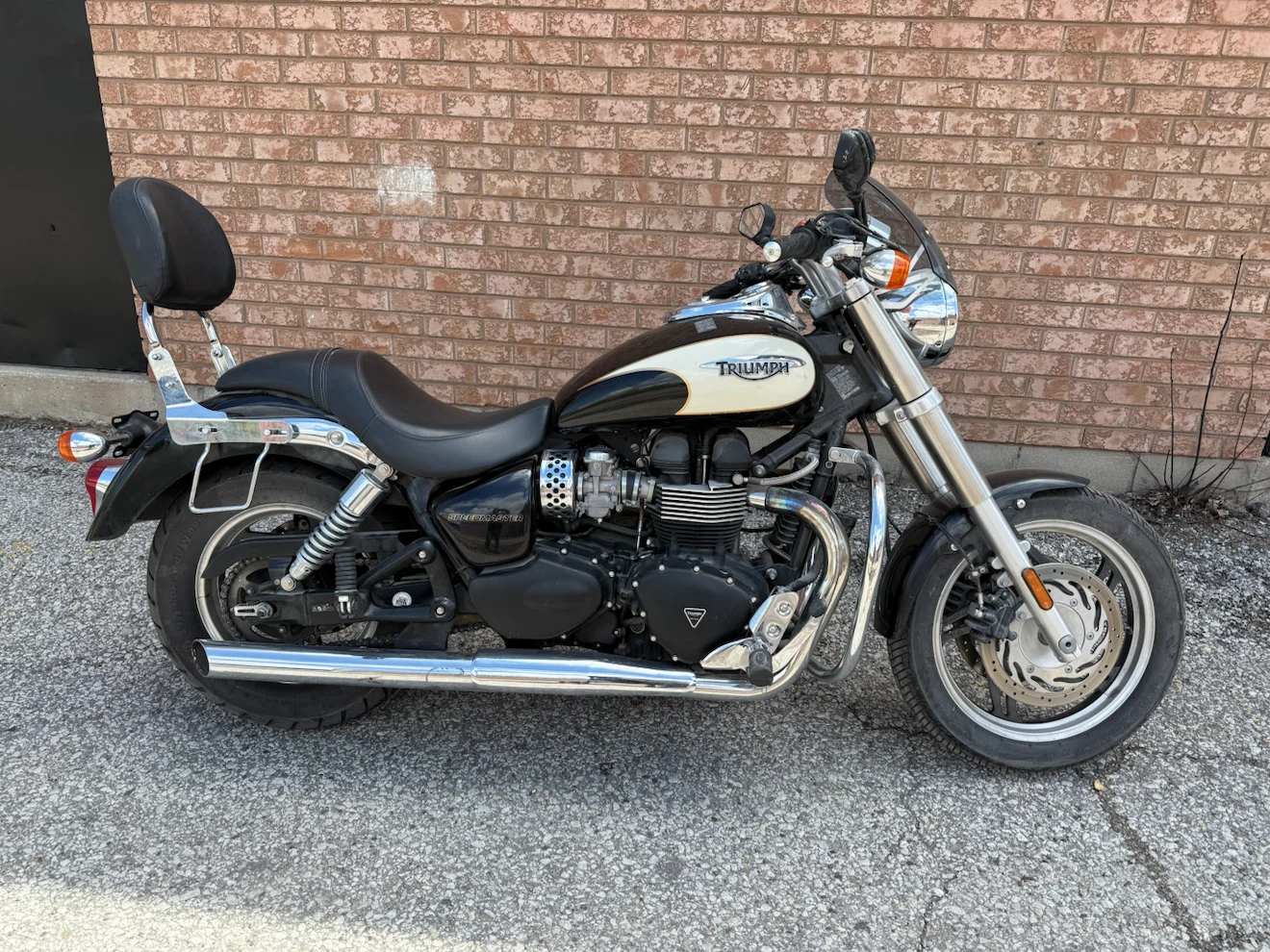 Triumph Motorcycle - photo 2